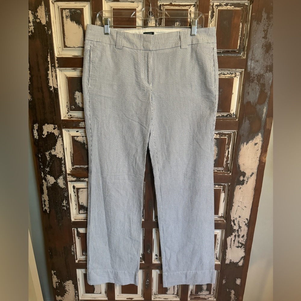 ❤️BOGO*
J crew city fit ladies pants - size 8
